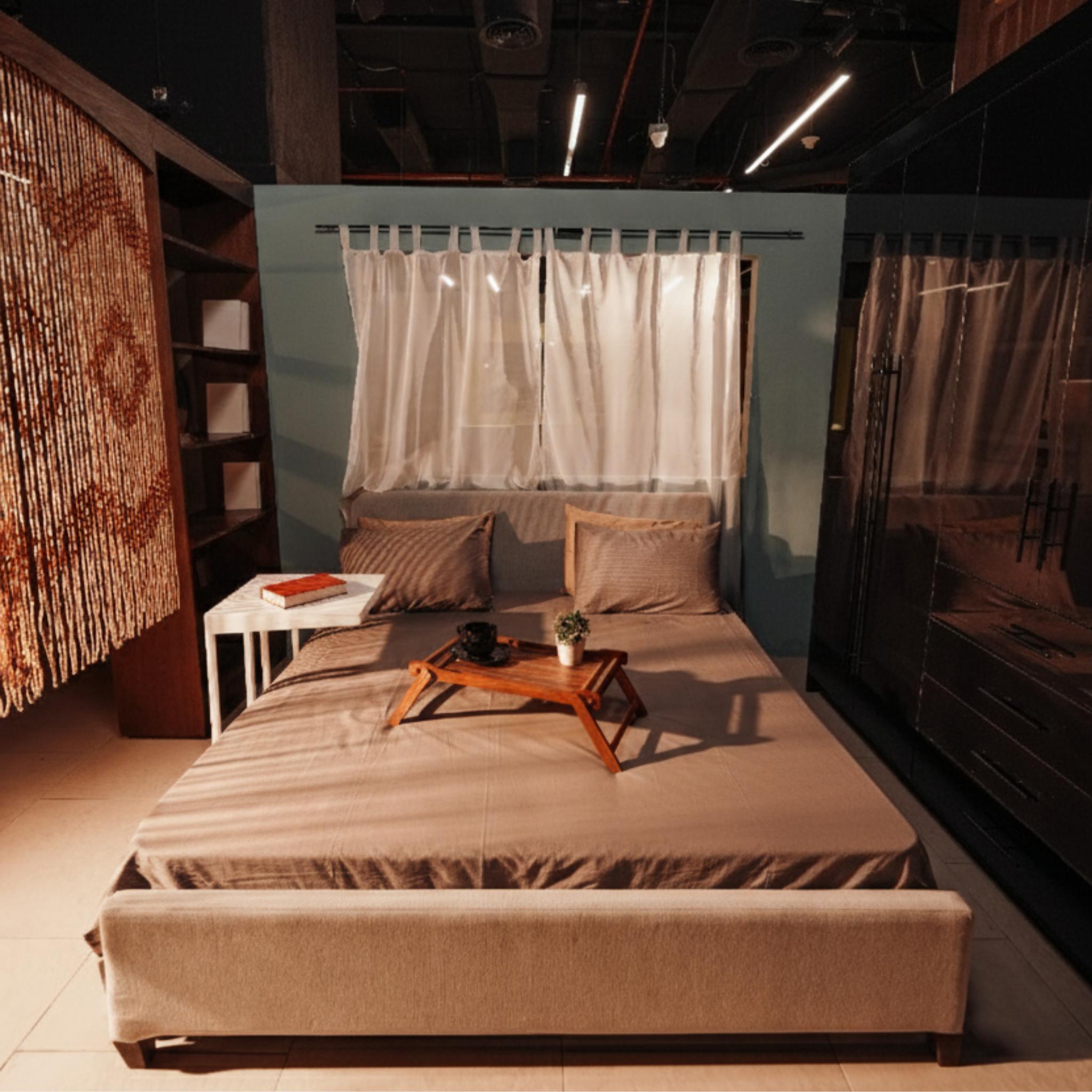 Bed for modern bedrooms by Designy for home furniture