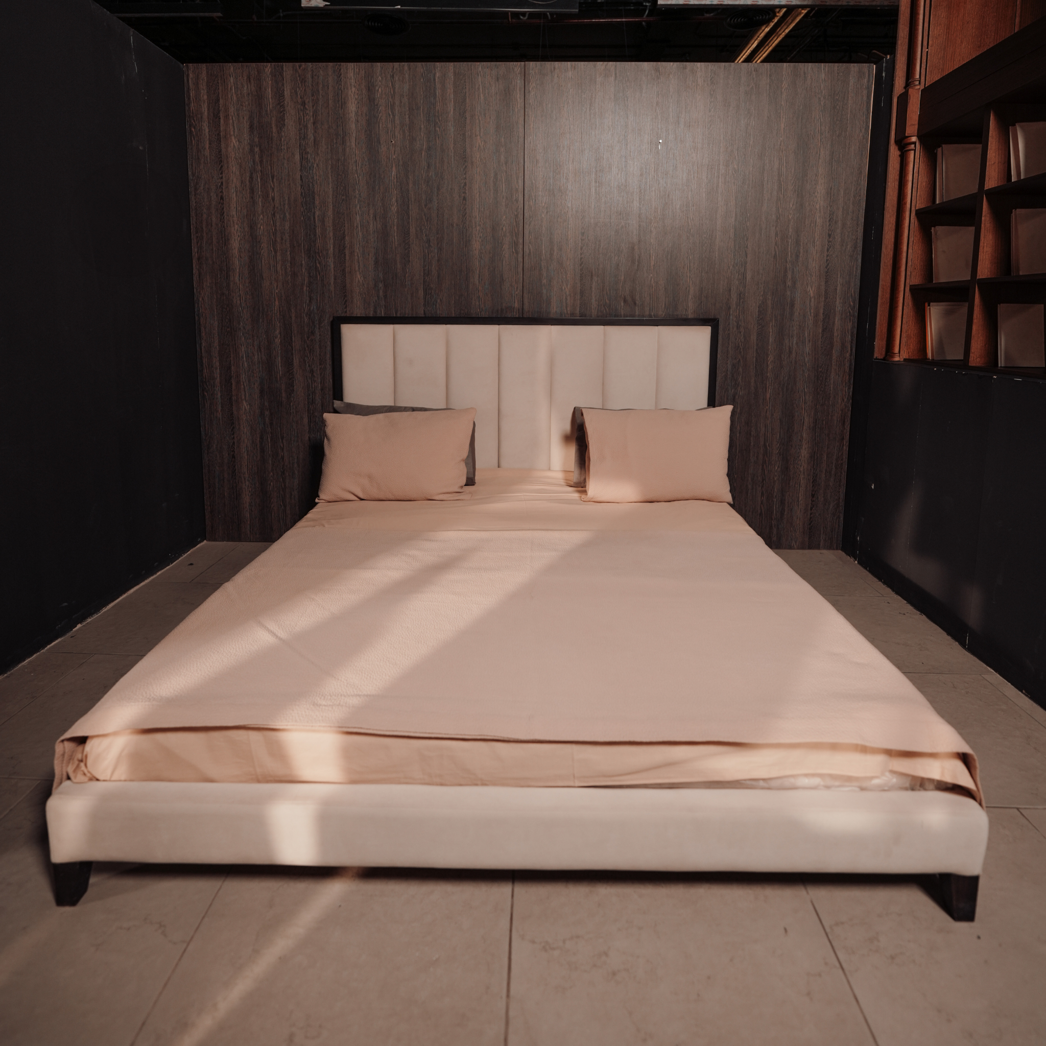 Modern bed for bedrooms by designy for home furniture
