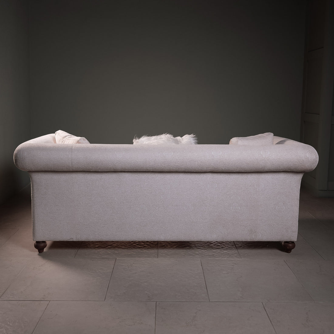 Di Caprio Classic Sofa