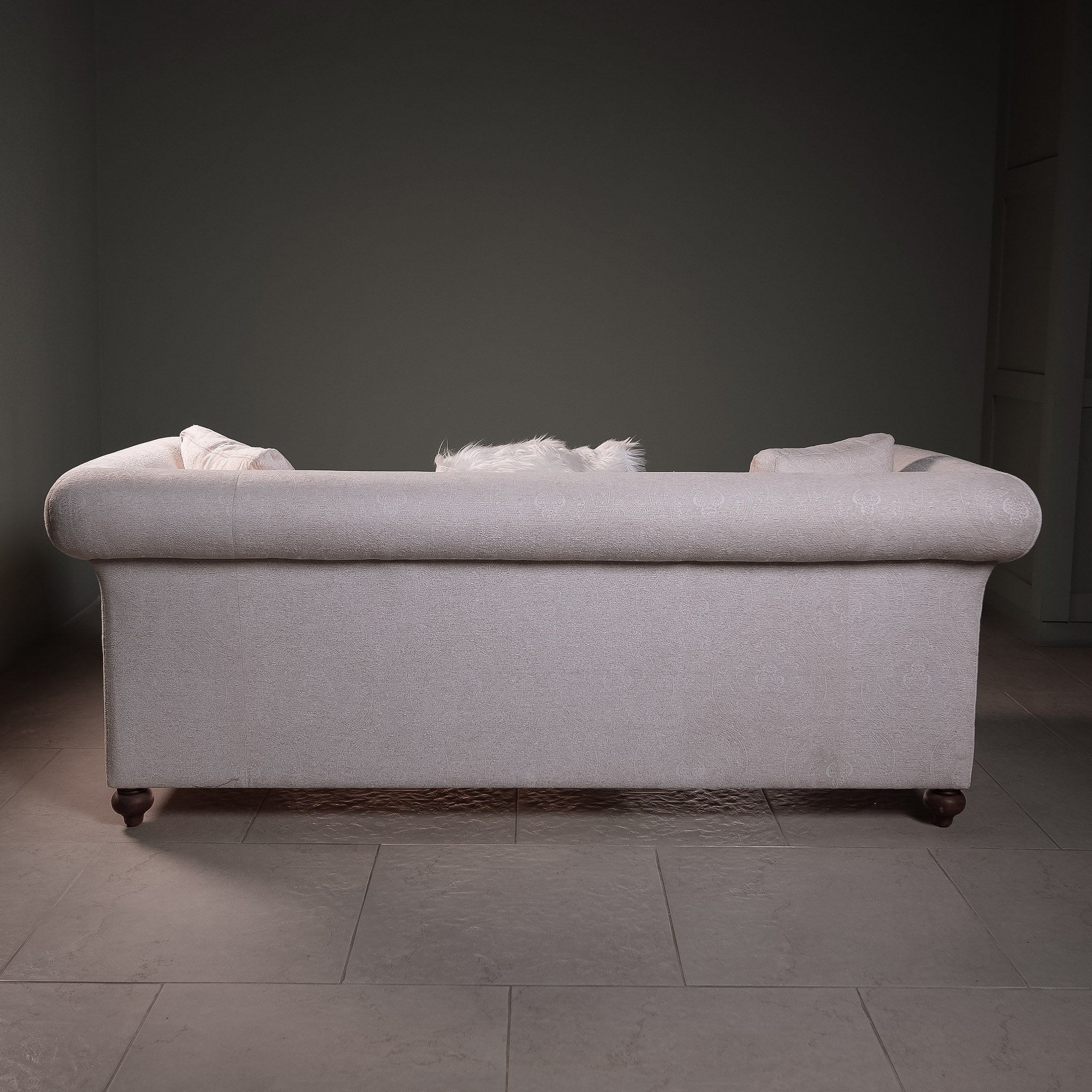 Di Caprio Classic Sofa