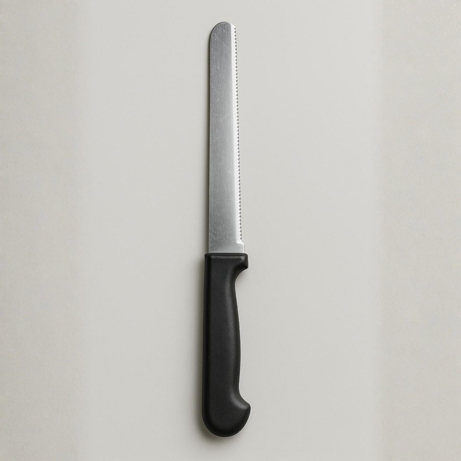 Serrated bread knife by designy for home accessories 