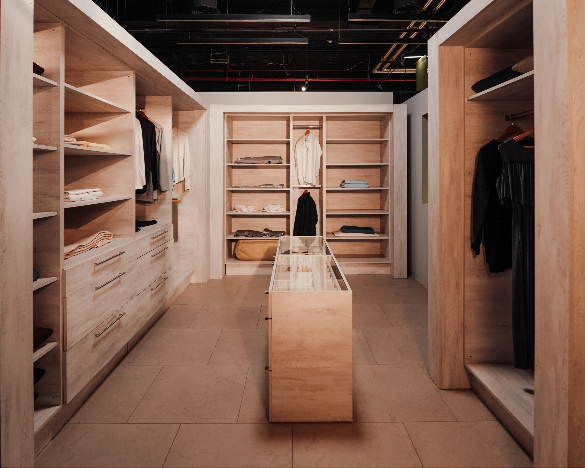 Dressing room and wardrobe by Designy for home furniture