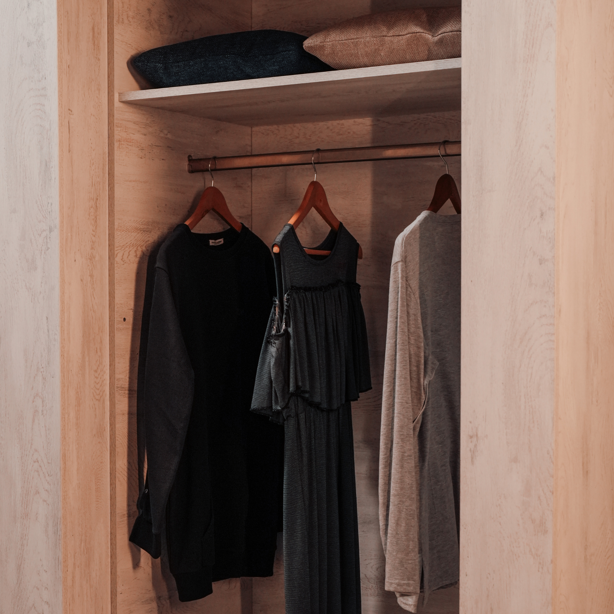 Dressing room and wardrobe by Designy for home furniture