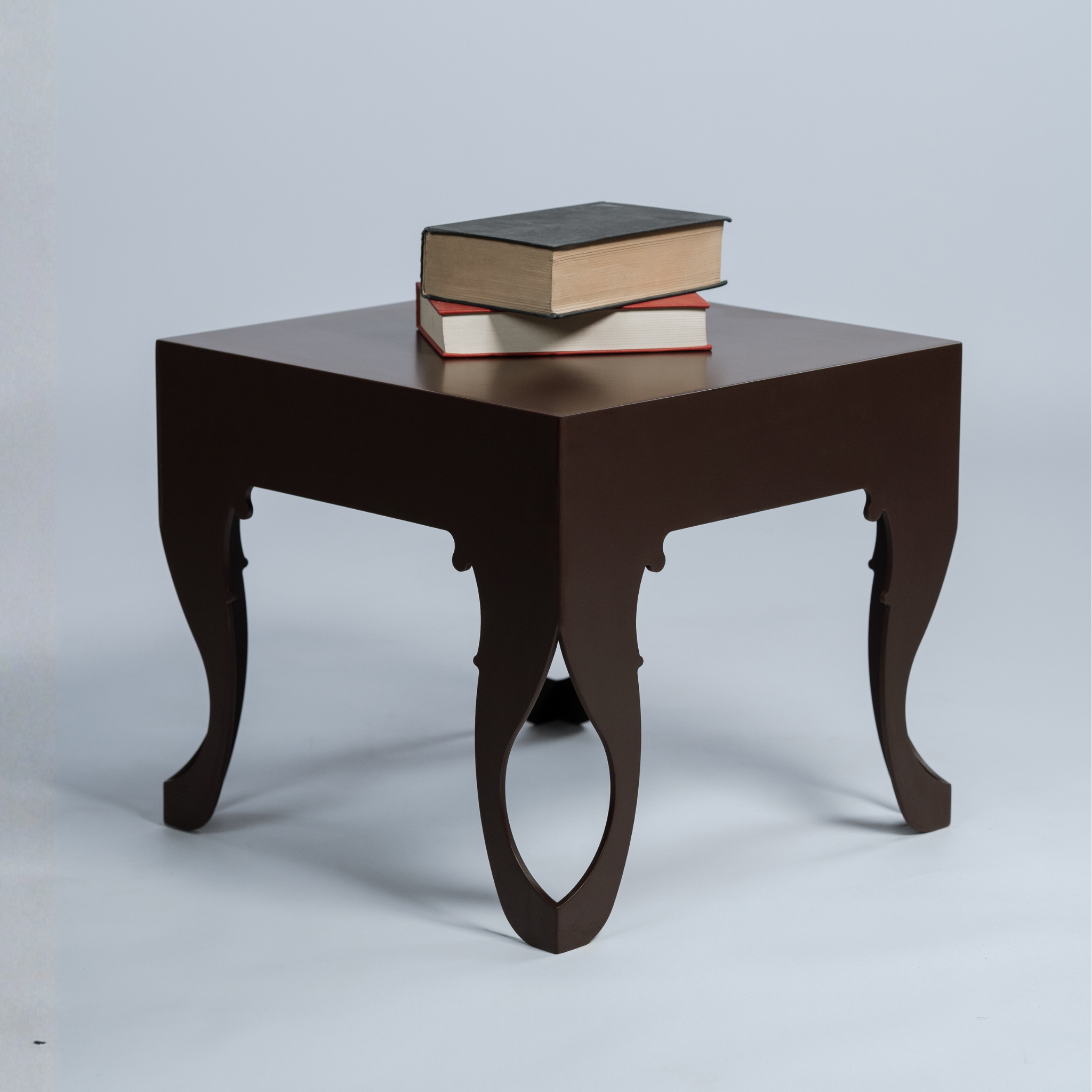 Coffee table by designy for home decoration