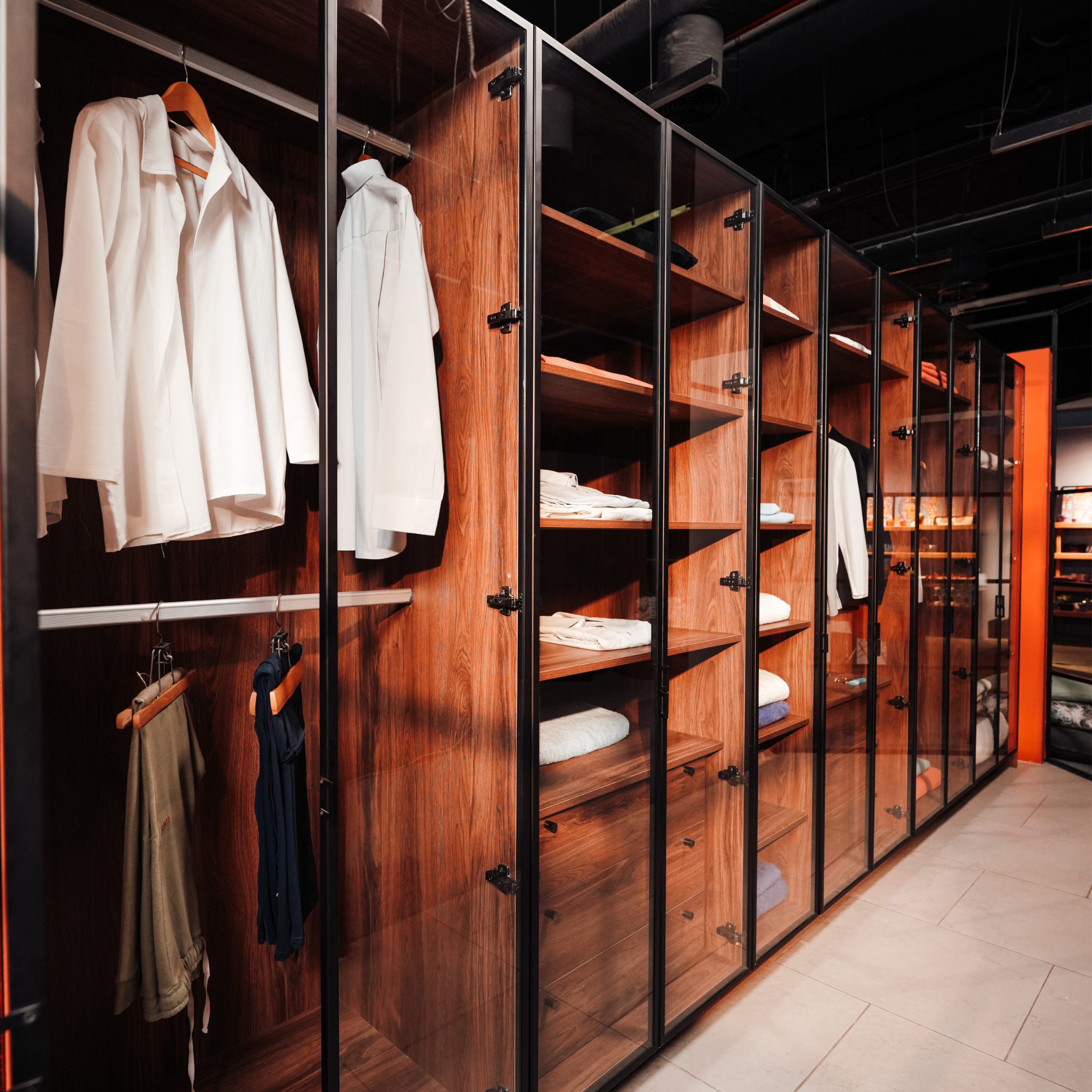 Dressing room and wardrobe by designy for home furniture