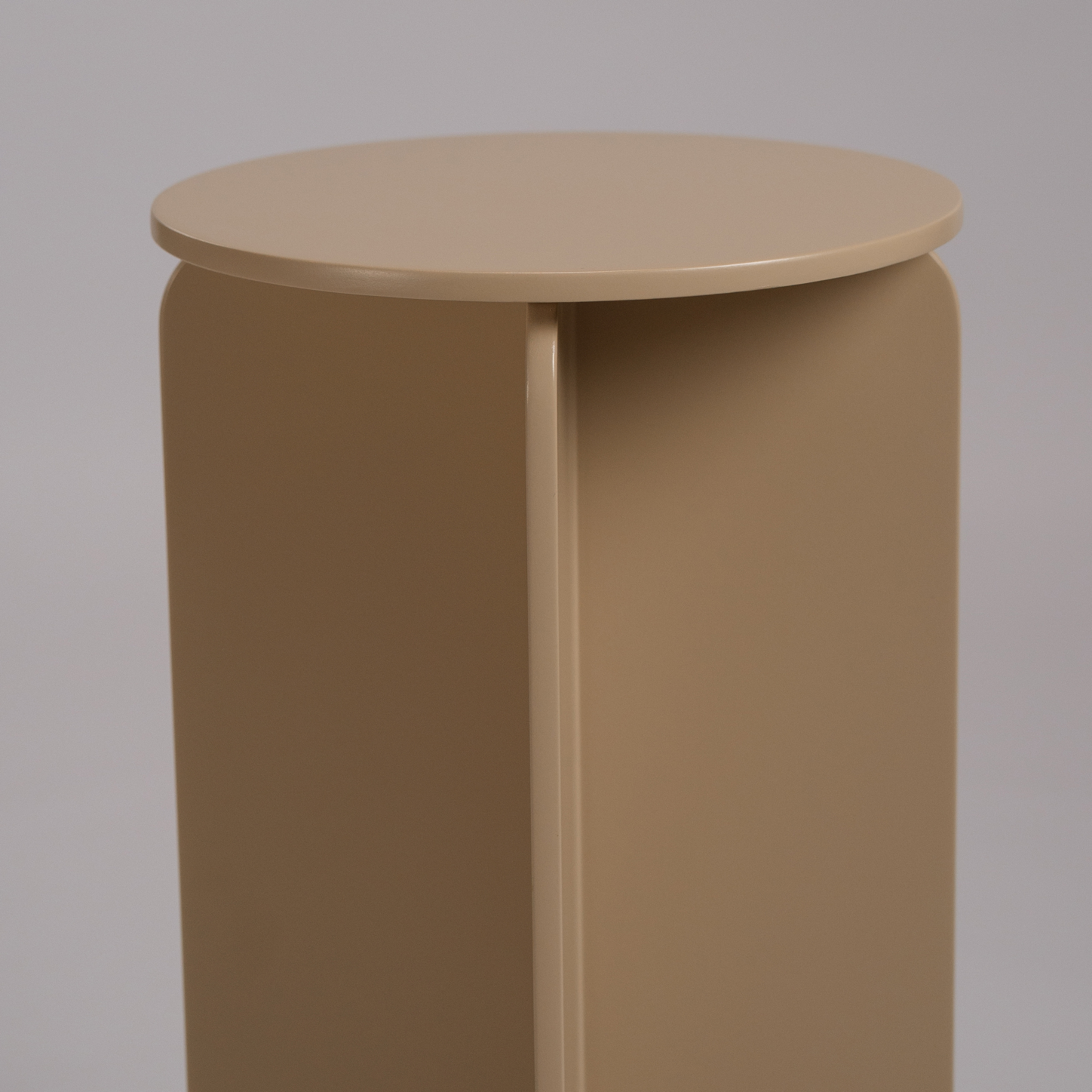 Trio Round Coffee Table &amp; Side Table